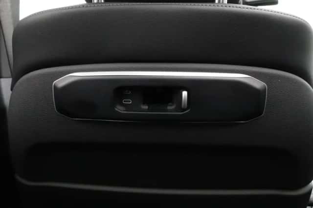 BMW X5 (2023) thumbnail 23
