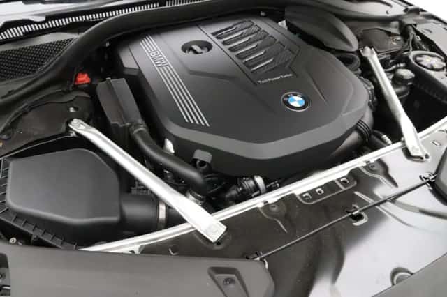 BMW 8-Serie (2025) thumbnail 5