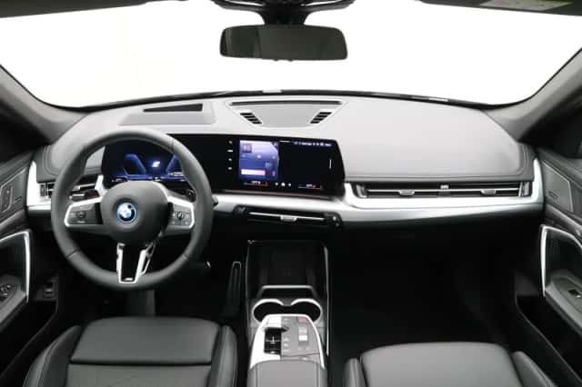 BMW X1 (2025) thumbnail 14