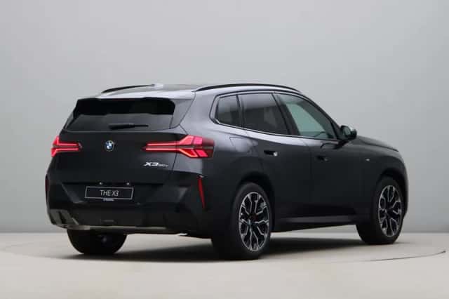 BMW X3 (2026) thumbnail 9