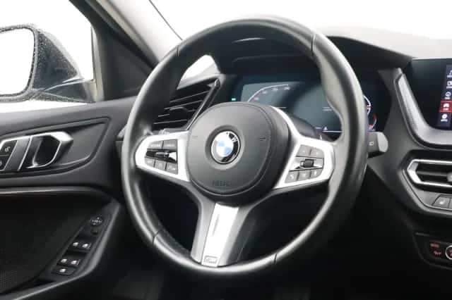 BMW 1-Serie (2021) thumbnail 2