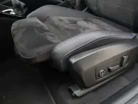 BMW iX1 (2023) thumbnail 15