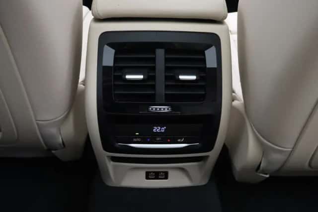 BMW iX3 (2021) thumbnail 20