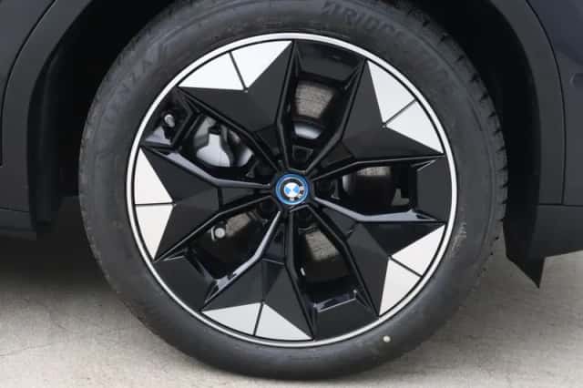 BMW iX3 (2021) thumbnail 21