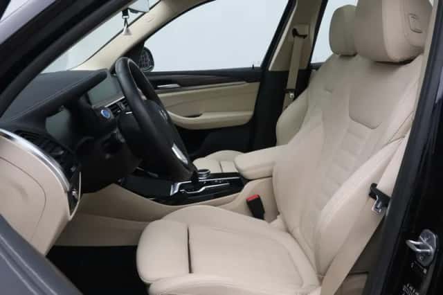 BMW iX3 (2021) thumbnail 6
