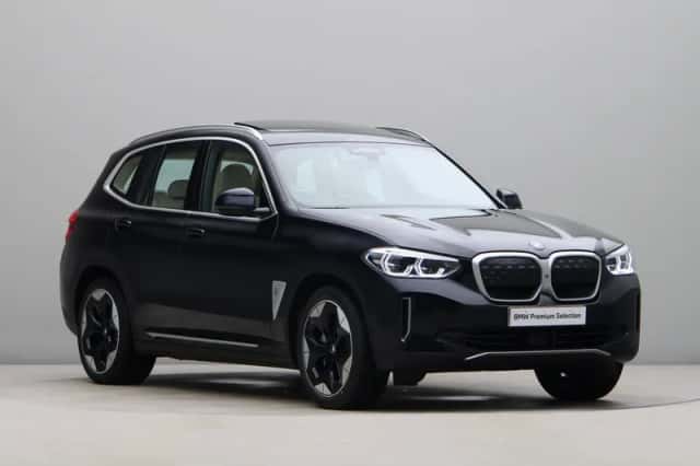 BMW iX3 (2021) thumbnail 8