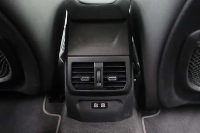 BMW 1-Serie (2023) thumbnail 19