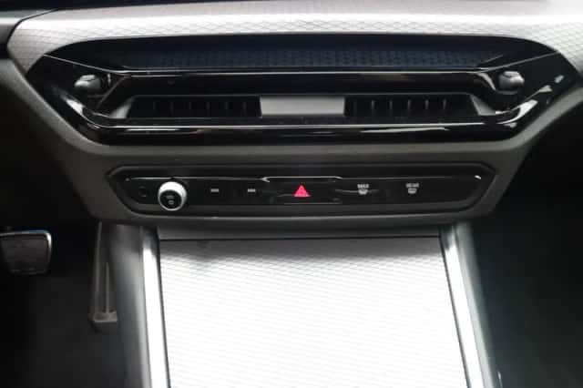 BMW 3-Serie (2025) thumbnail 14