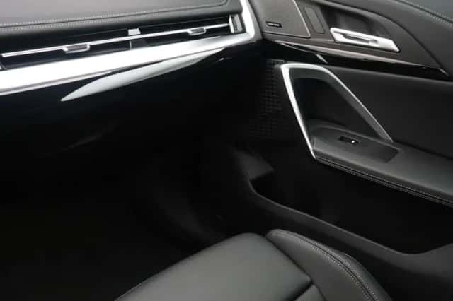 BMW iX1 (2026) thumbnail 15
