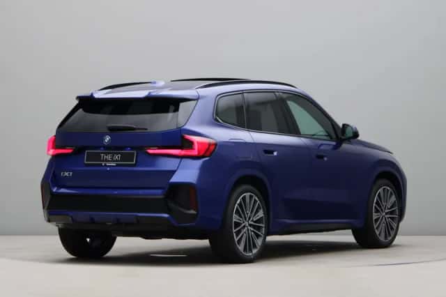 BMW iX1 (2026) thumbnail 9