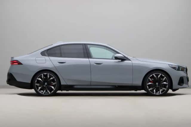BMW i5 (2026) thumbnail 8