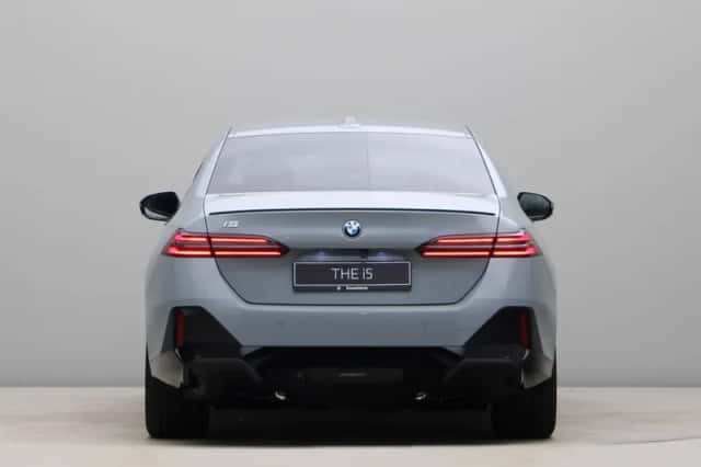 BMW i5 (2026) thumbnail 10