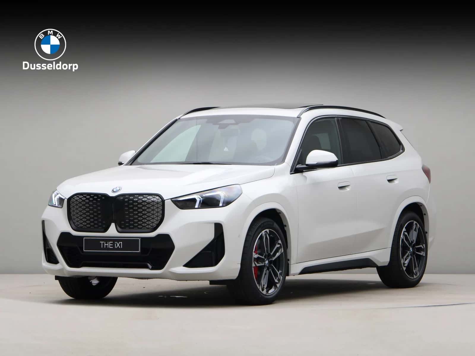 BMW iX1 (2026) — foto 1