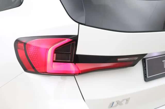 BMW iX1 (2026) thumbnail 22
