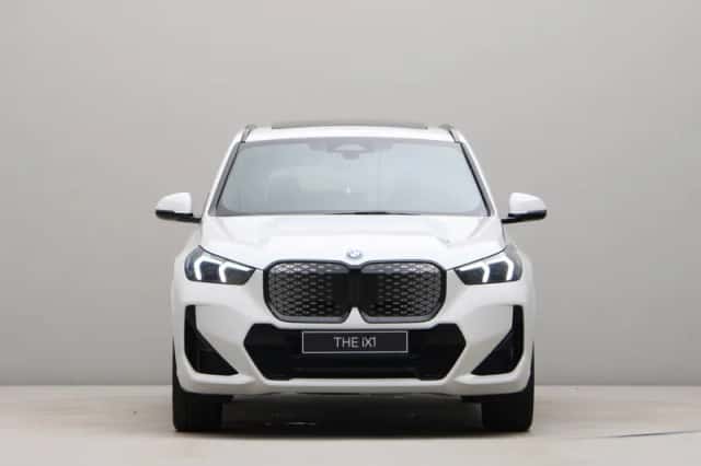 BMW iX1 (2026) thumbnail 6