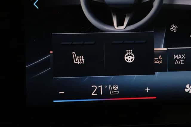 BMW X1 (2025) thumbnail 11