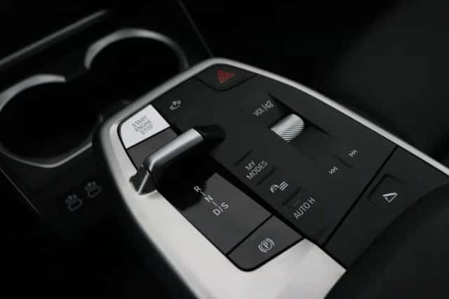 BMW X1 (2025) thumbnail 9