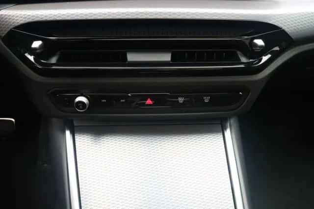 BMW 3-Serie (2026) thumbnail 14