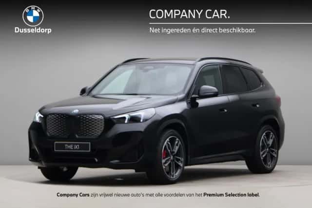 BMW iX1 (2026) thumbnail 1