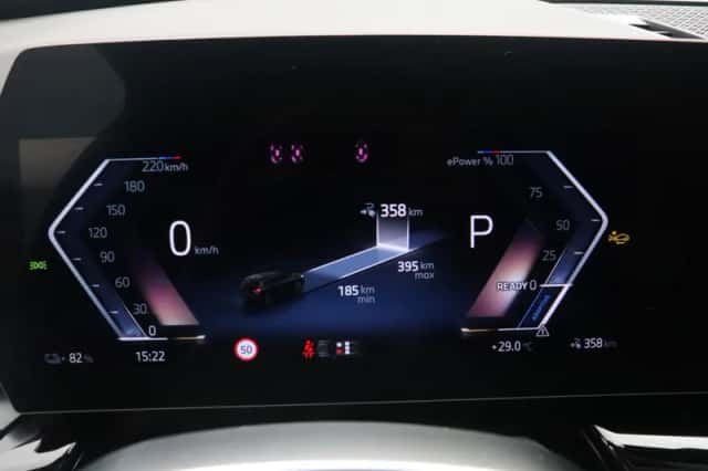 BMW iX1 (2026) thumbnail 3