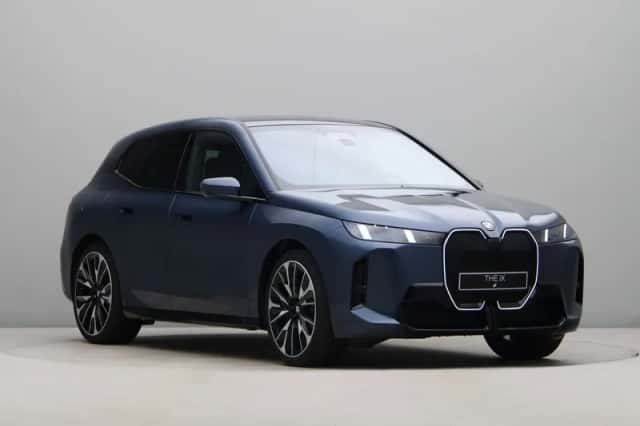 BMW iX (2026) thumbnail 6