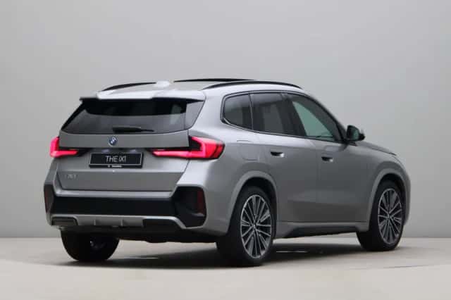 BMW iX1 (2026) thumbnail 5