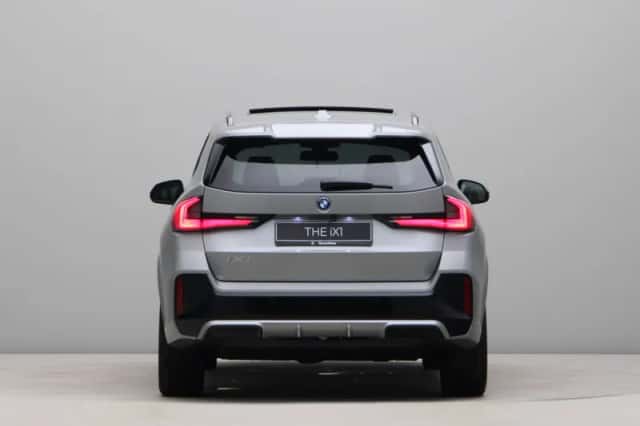 BMW iX1 (2026) thumbnail 6