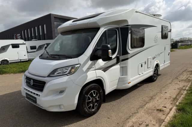 Knaus Sky Ti (2016) thumbnail 2