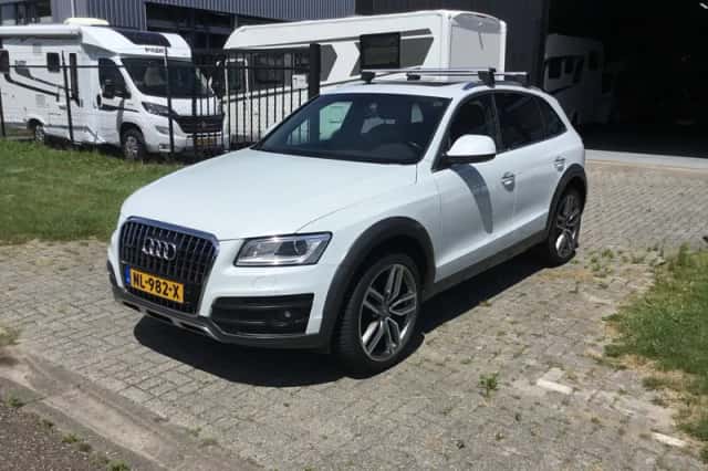 Audi Q5 (2015) thumbnail 1