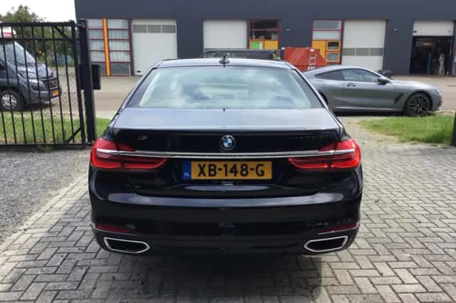 BMW 7-Serie (2018) thumbnail 6