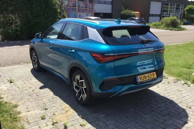 BYD Atto 3 (2022) thumbnail 4