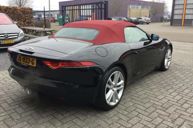 Jaguar F-Type (2016) thumbnail 5