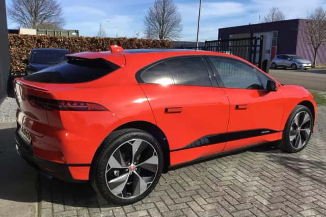 Jaguar I-Pace (2018) thumbnail 5