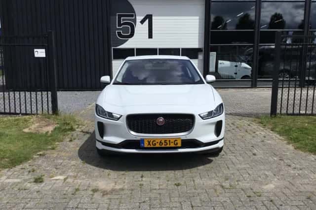 Jaguar I-Pace (2018) thumbnail 6