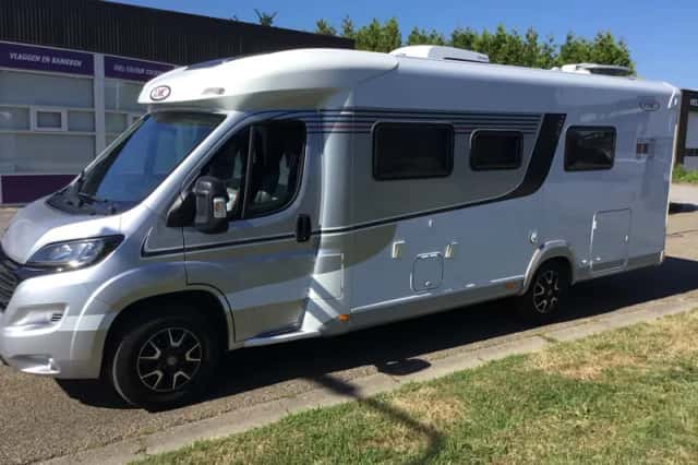 LMC T 712 (2018) thumbnail 3