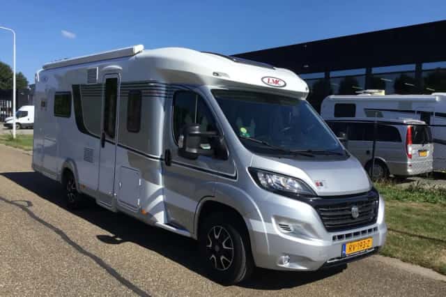 LMC T 712 (2018) thumbnail 6
