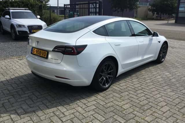 Tesla Model 3 (2019) thumbnail 5