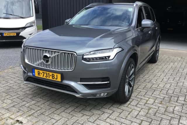 Volvo XC90 (2019) thumbnail 1