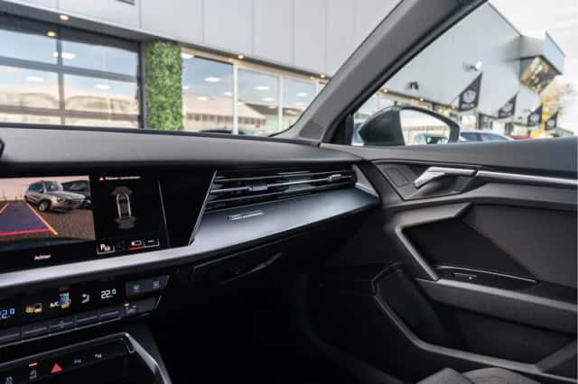 Audi A3 (2020) thumbnail 2