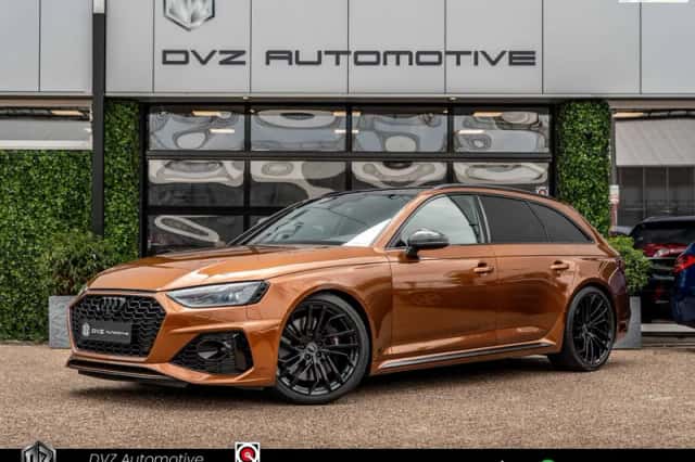 Audi RS 4 (2022) thumbnail 1