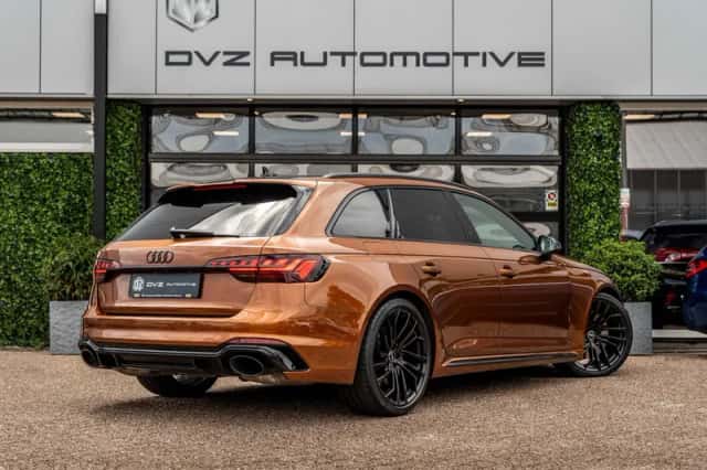 Audi RS 4 (2022) thumbnail 3