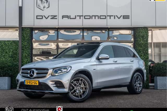 Mercedes-Benz GLC-Klasse (2018) thumbnail 1