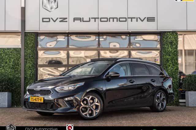 Kia Ceed Sportswagon (2018) thumbnail 1