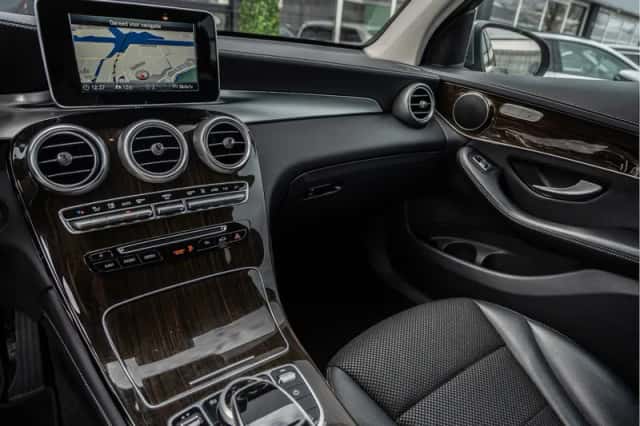 Mercedes-Benz GLC-Klasse (2019) thumbnail 2