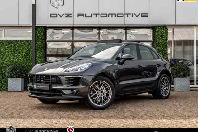 Porsche Macan (2017) thumbnail 1