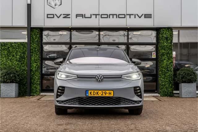 Volkswagen ID.4 (2023) thumbnail 6
