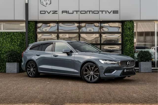 Volvo V60 (2022) thumbnail 4