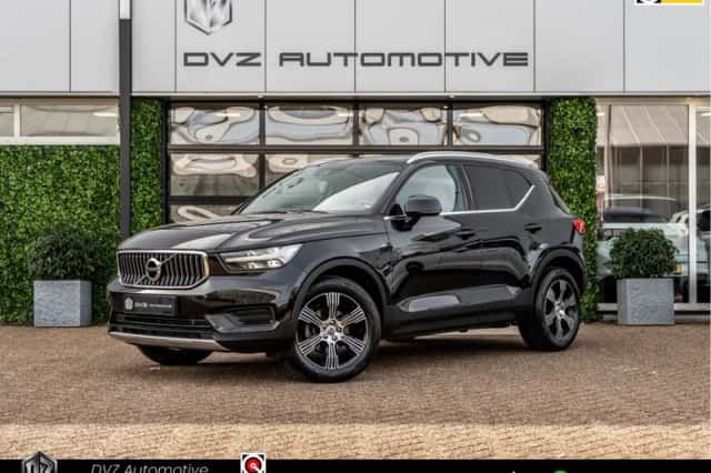 Volvo XC40 (2022) thumbnail 1