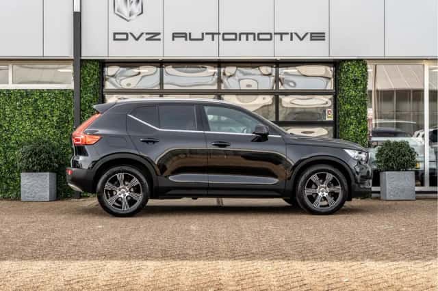 Volvo XC40 (2022) thumbnail 6