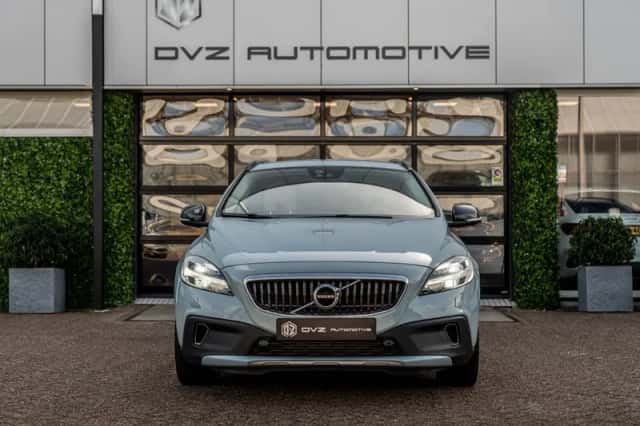 Volvo V40 (2018) thumbnail 6